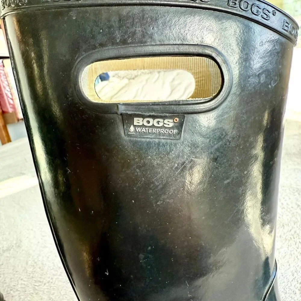 BOGS Big Boys Solid Black Rainboots Size 6